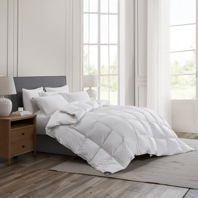 Sleep Climate White Down Blend Comforter Featuring with 37.5® Technology