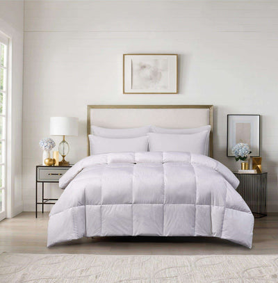 Copenhagen - Extra WarmWhite Goose Down and Feather Comforter King in White color