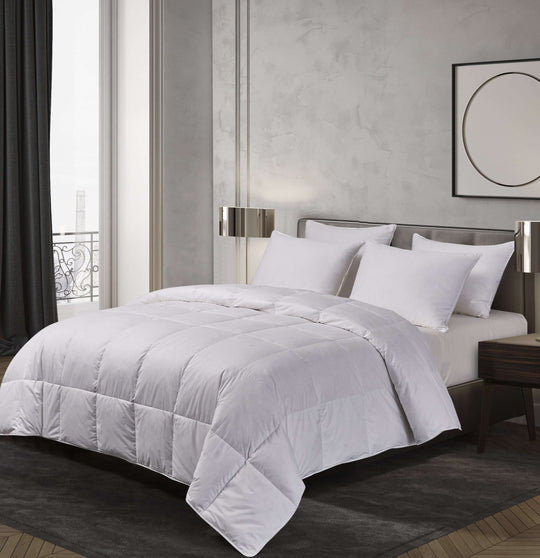 Naples 700 Thread Count Oversized Hungarian Microban White Goose Down Comforter