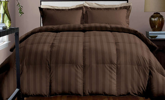 800 Thread Count Stripe Pattern Color Down Alternative Comforter