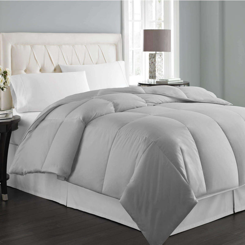 233TC Oversized Hybrid Blend ComforterFull-Queen in Sage color