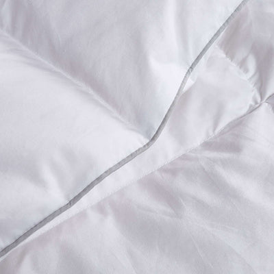 Martha Stewart 240 Thread Count White Goose Down and Feather Comforter